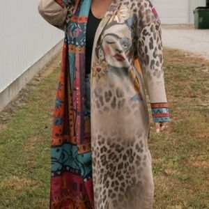 Artistic Dreams Duster Multicolor Frida Leopard Print